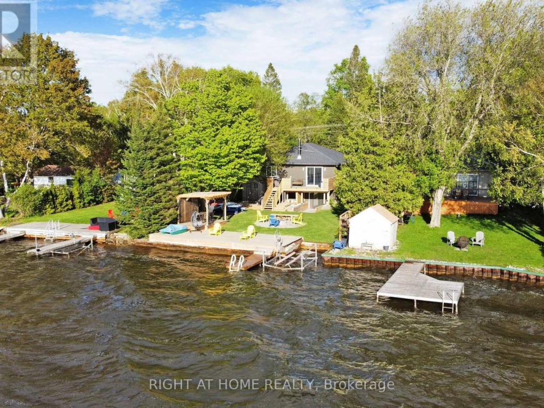 62 ANTIQUARY ROAD, Canal Lake