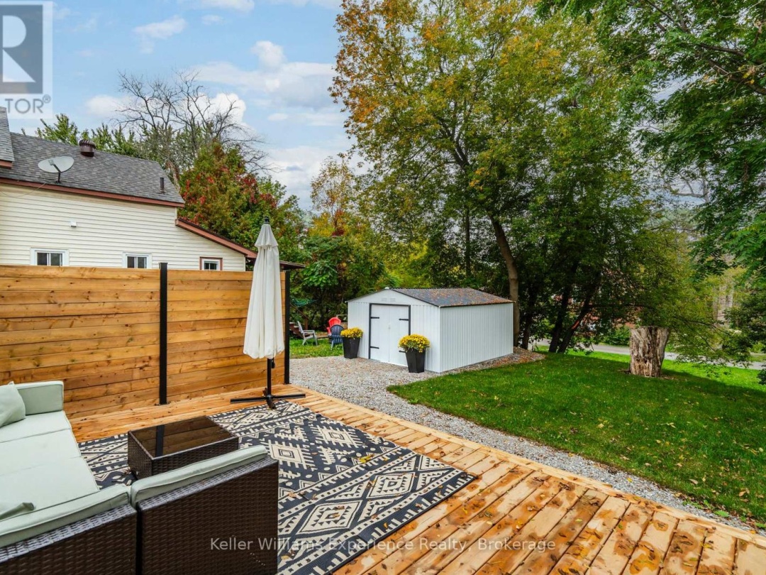 3355 MUSKOKA STREET, Severn (Washago)