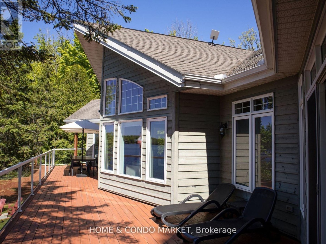 14 CHARLES AVENUE, Manitouwabing Lake
