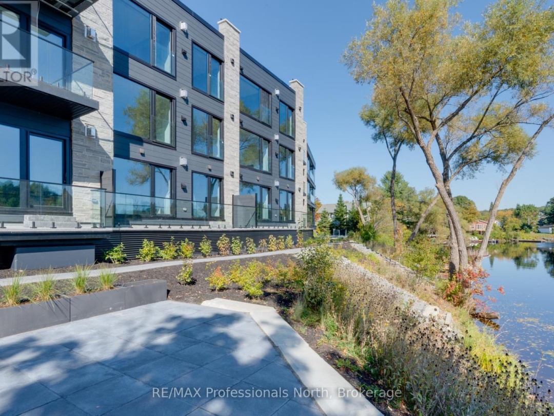 105 - 32 BRUNEL ROAD, 