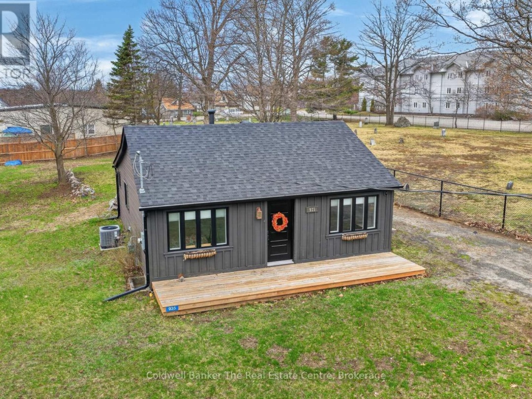 935 FIRST STREET S, Gravenhurst (Muskoka (S))