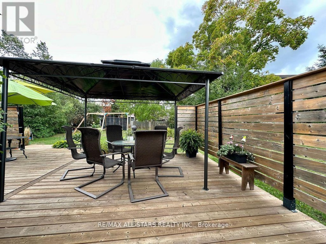 18 JOSEPH STREET, Kawartha Lakes (Bobcaygeon)