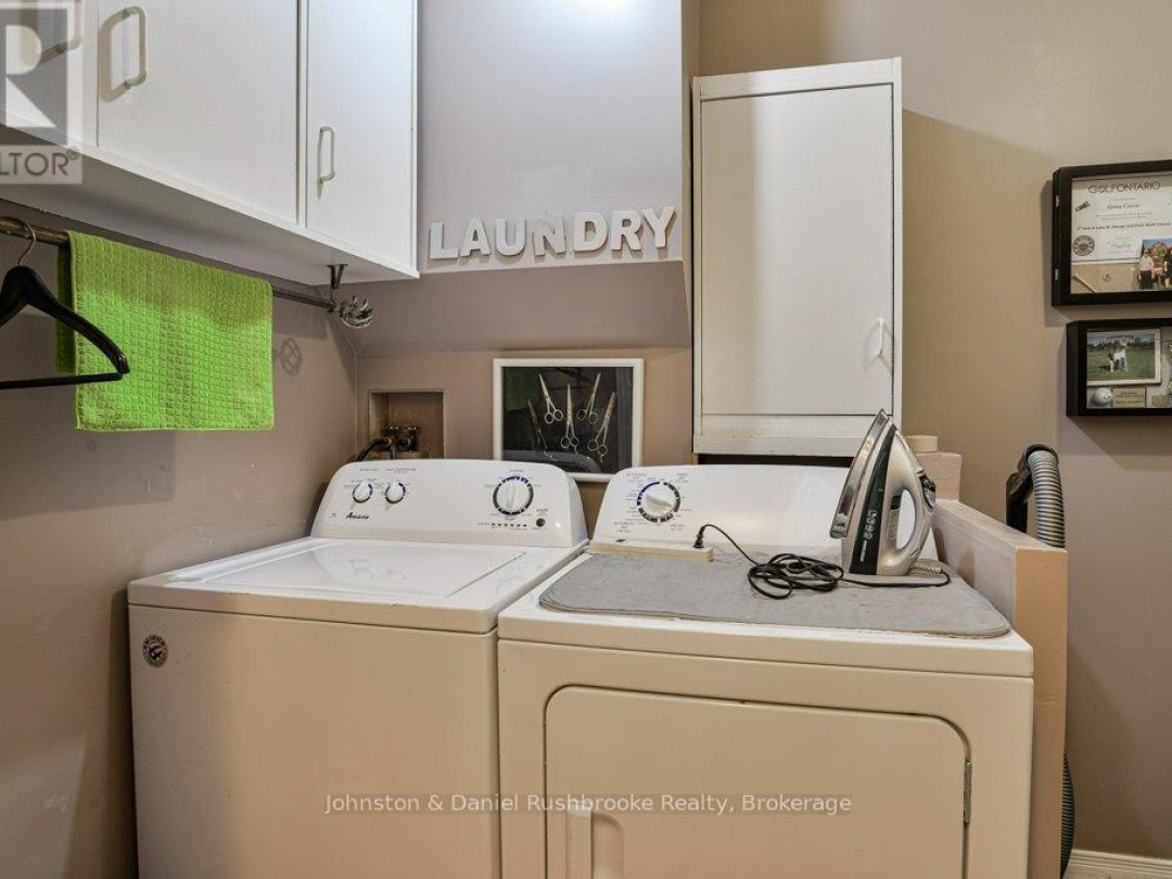 21 PINERIDGE GATE E, 
