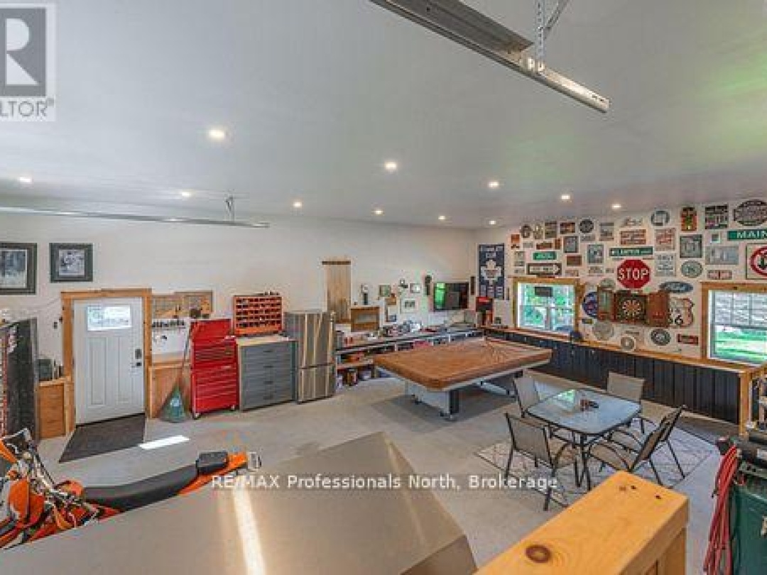 1677 HOSPITALITY ROAD, Minden Hills (Snowdon)
