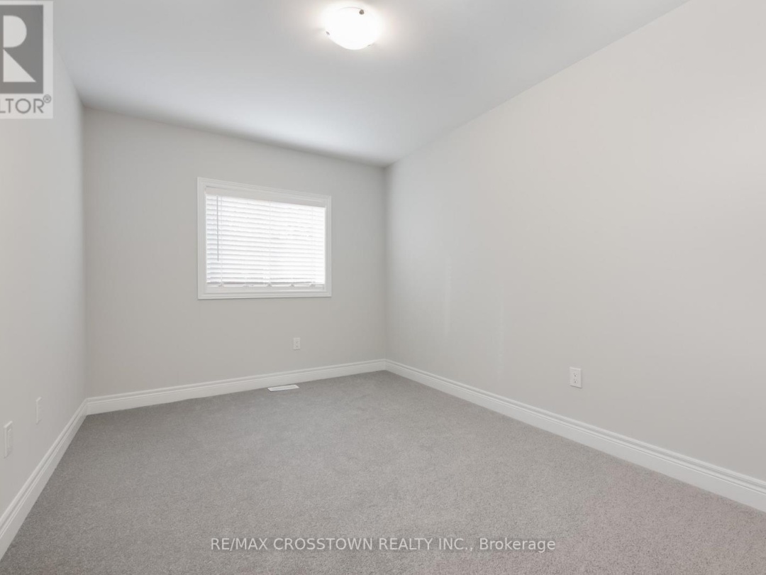 22 MCCONNELL CRESCENT, Bracebridge (Macaulay)