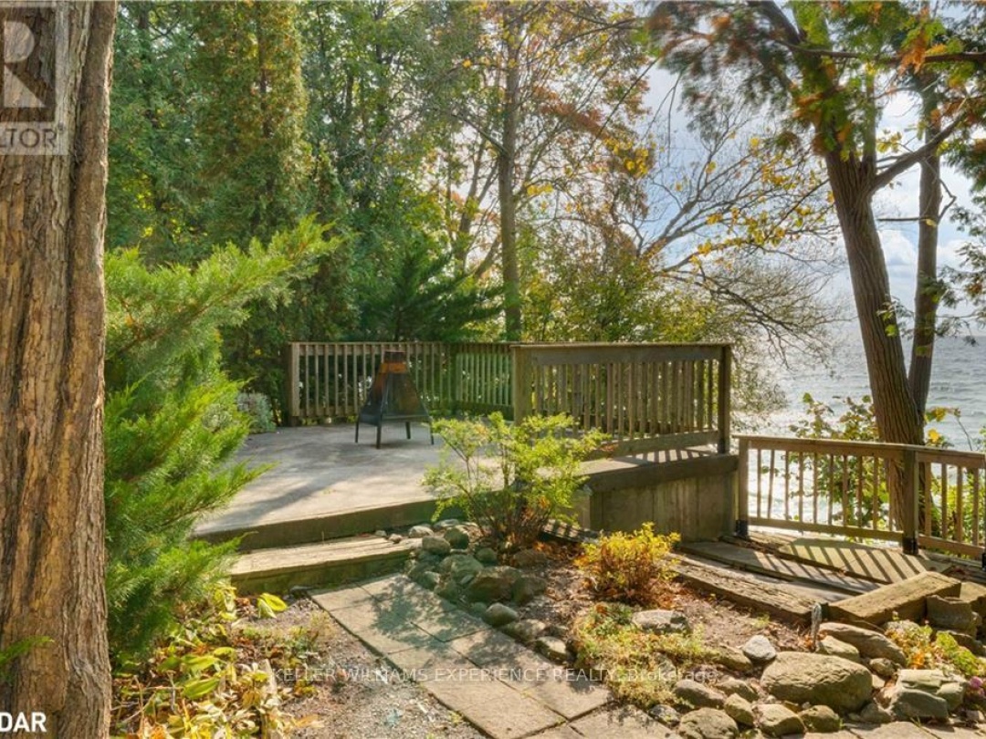 2396 Lakeshore Drive, Simcoe Lake