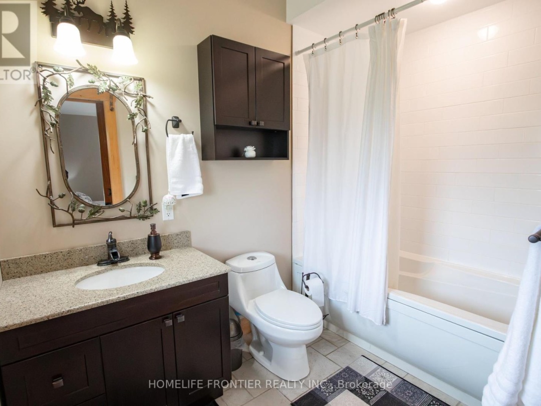1019 SILK LANE, 
