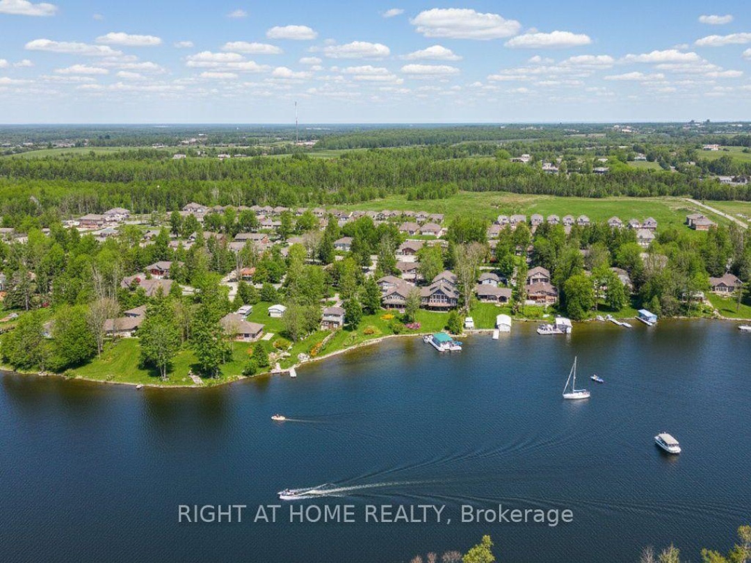 239 FRONT STREET W, Kawartha Lakes (Bobcaygeon)