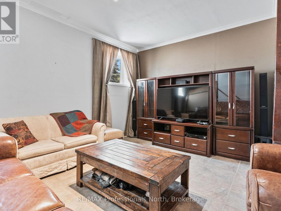 3981 DEEP BAY ROAD, 