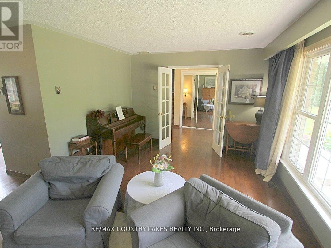 25725 MAPLE BEACH ROAD, Lake Simcoe