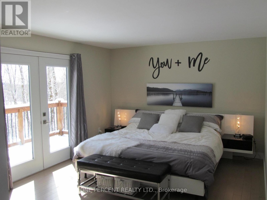 1333 WALKER LAKE DRIVE, Lake of Bays (Sinclair)