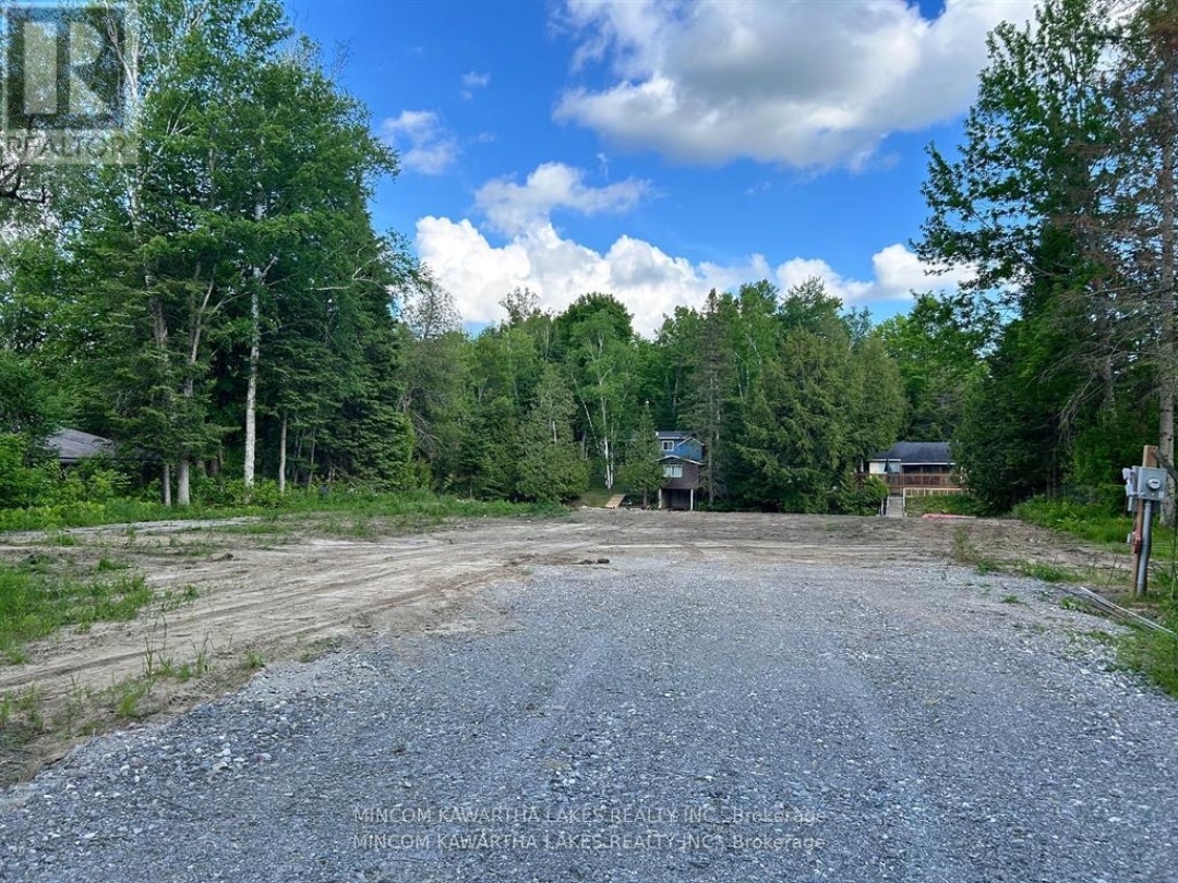 165 CEDARPLANK ROAD, Burnt Lake