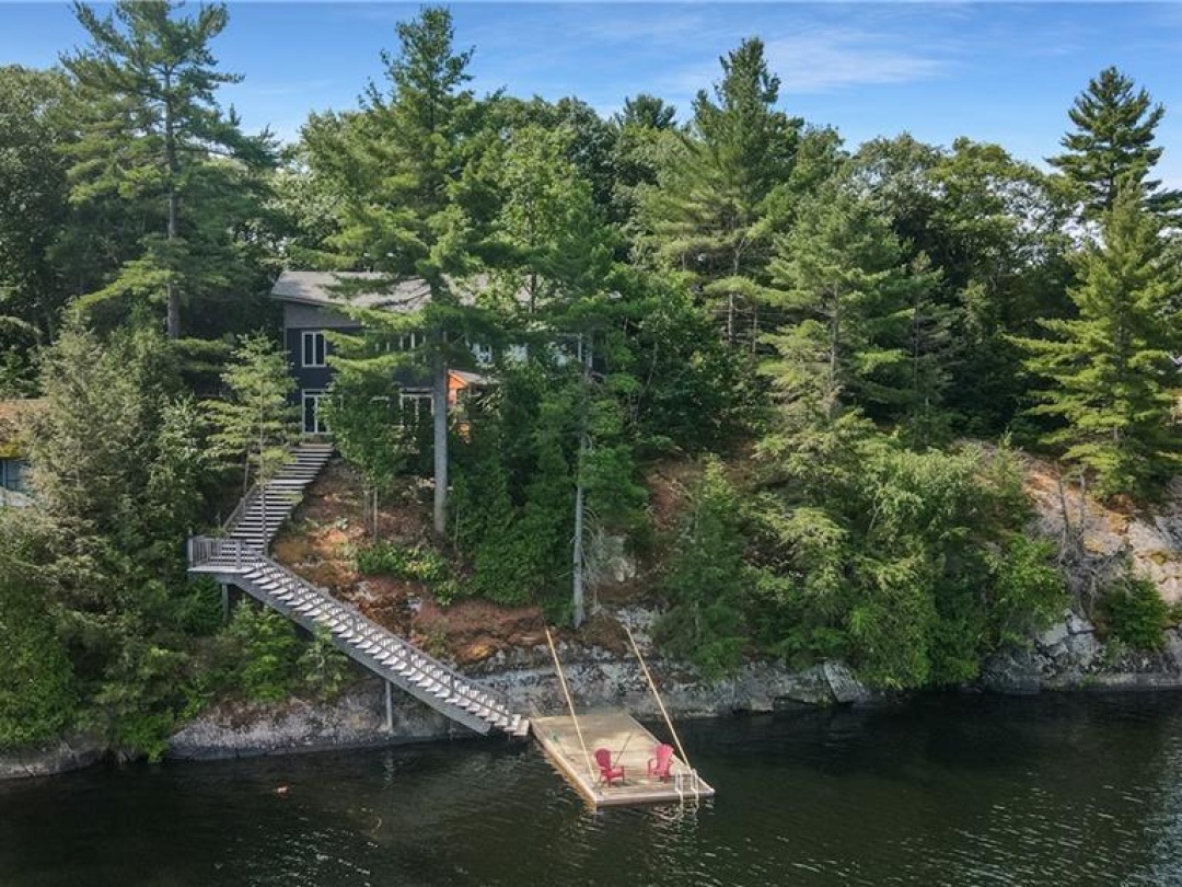 1077 Hurling Point Road, Moon River