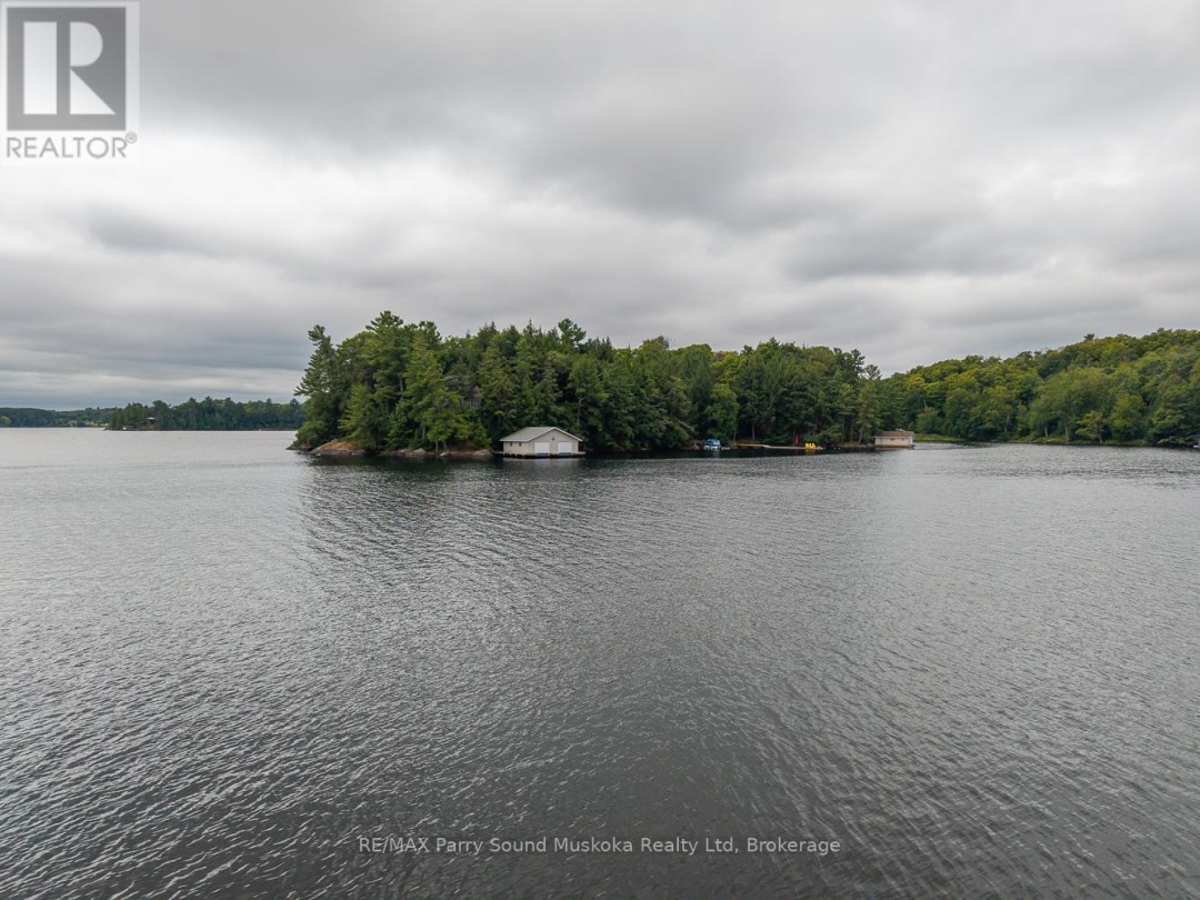 897 172 WA HORSESHOE LAKE, Horseshoe Lake