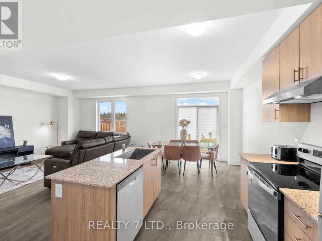 32 HILLCROFT WAY, Kawartha Lakes (Bobcaygeon)