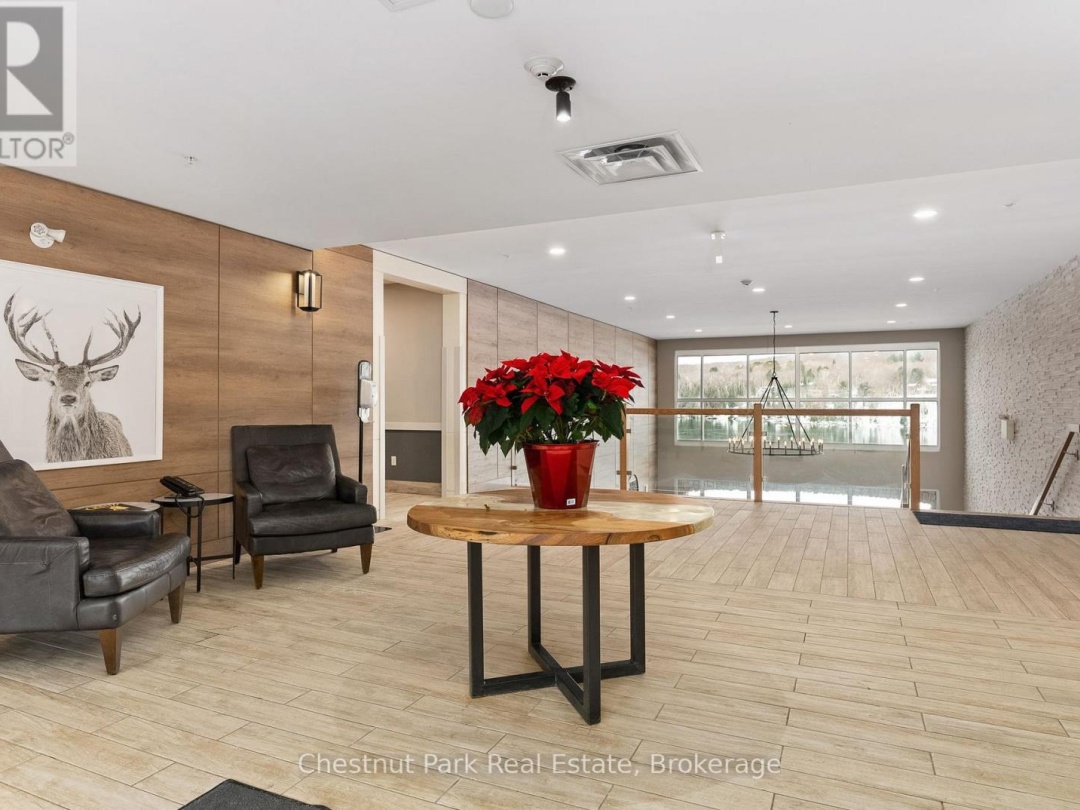 206 - 25 PEN LAKE POINT ROAD, Peninsula Lake
