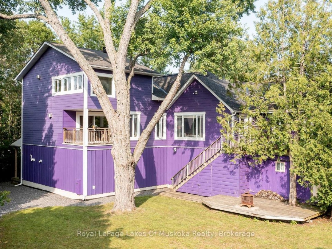 230 ECCLESTONE DRIVE, Bracebridge (Macaulay)