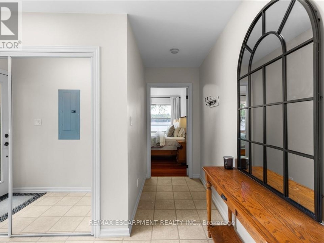 3 - 1166 NORTH SHORE DRIVE, 