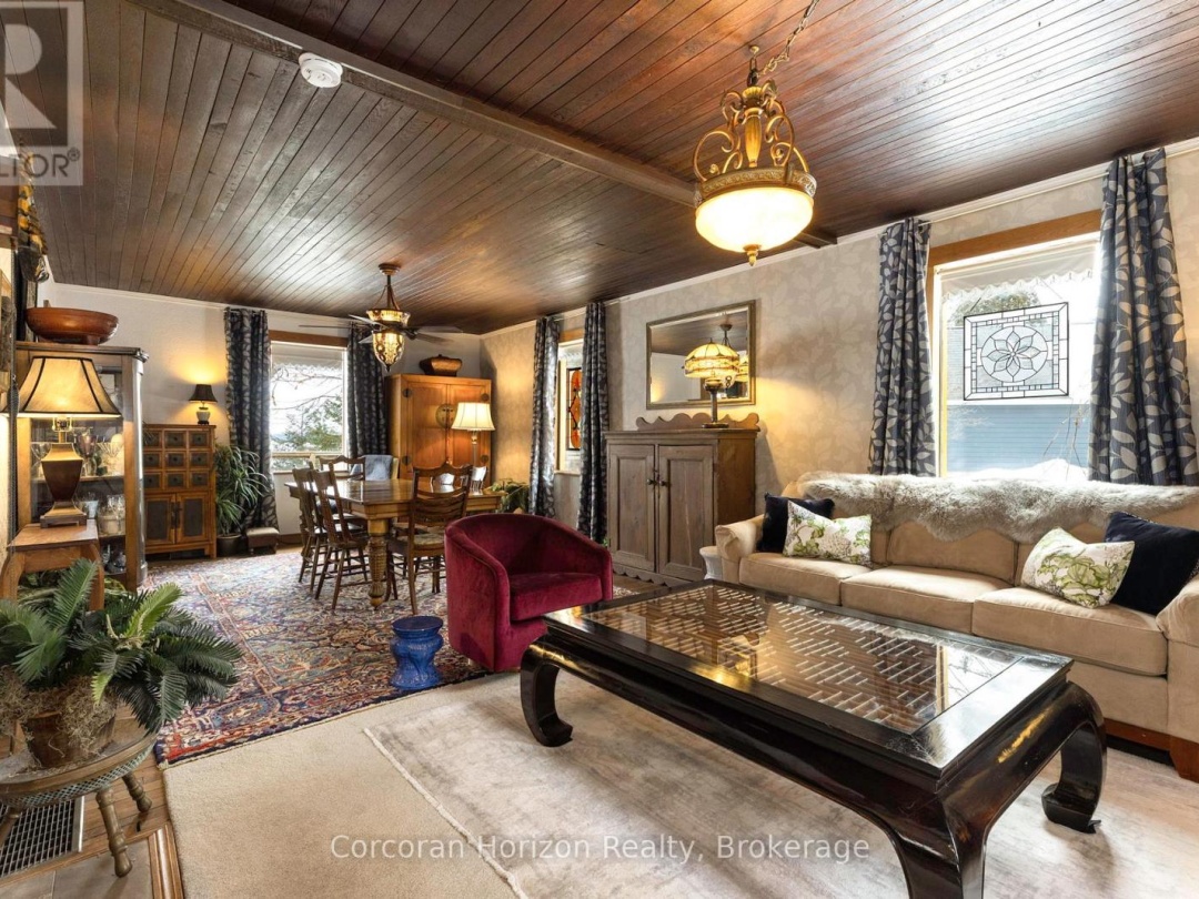1641 WALKERS POINT ROAD, 