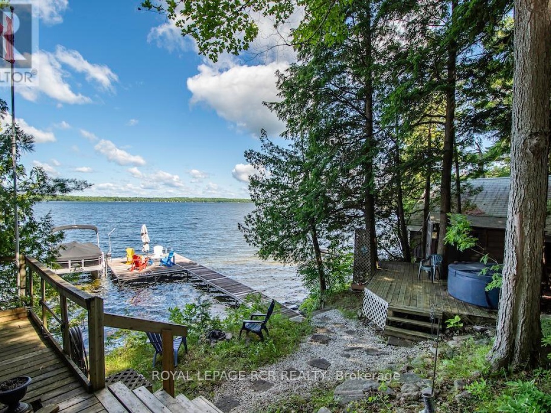 20 Birch Glen Drive, Four Mile Lake