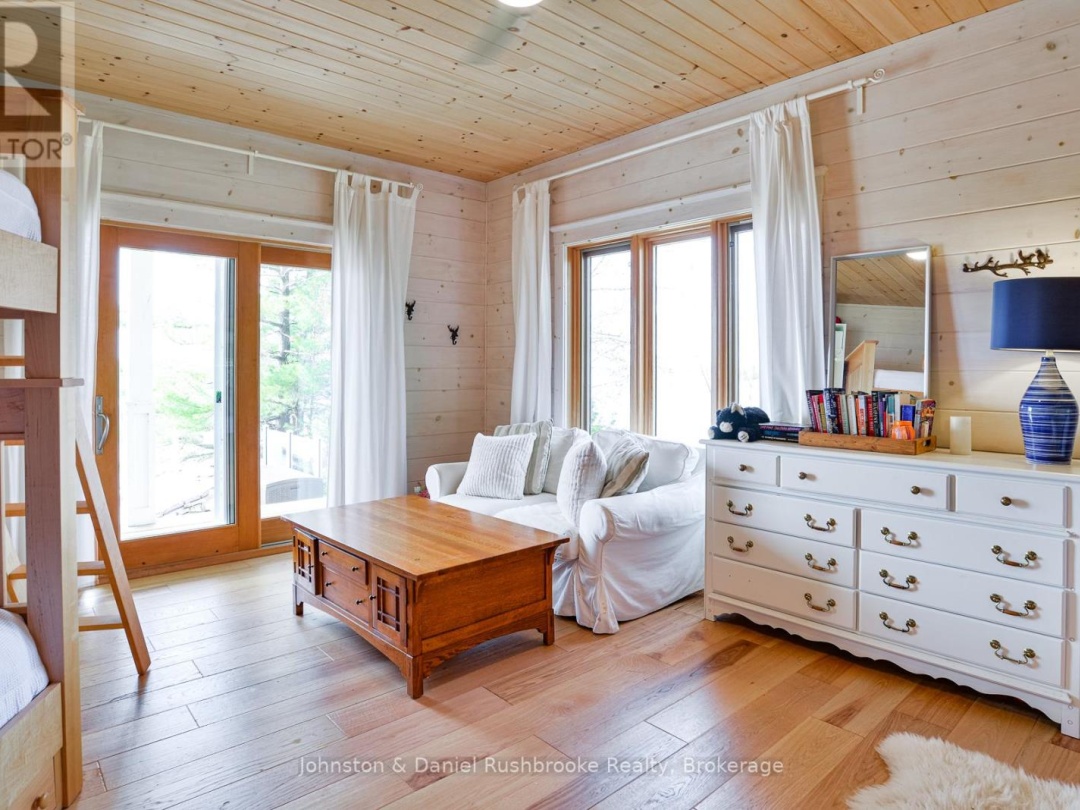 2 ISLAND 1210, Georgian Bay