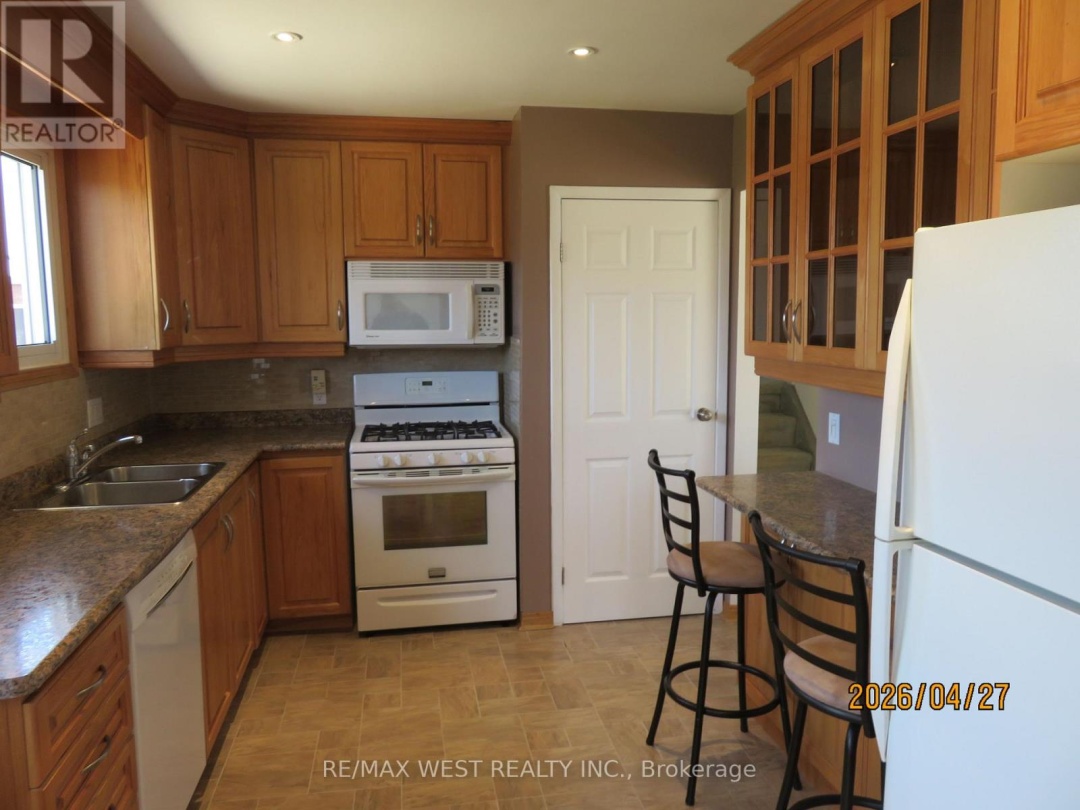346 LAKELAND CRESCENT SE, Brock (Beaverton)
