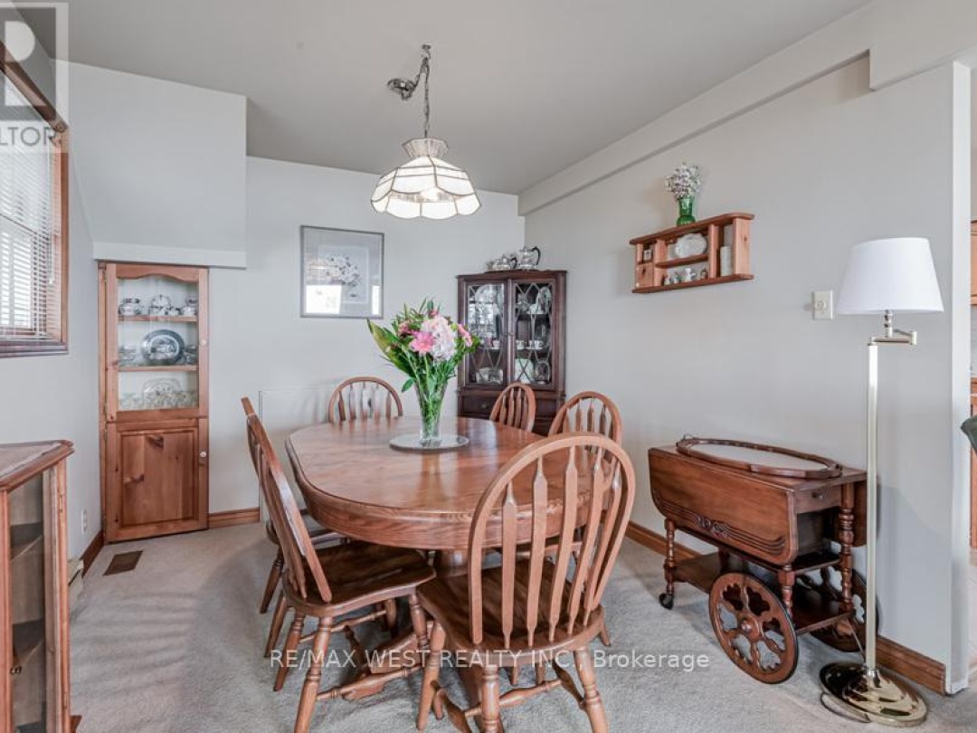 4669 ANDERSON AVENUE, Lake Simcoe