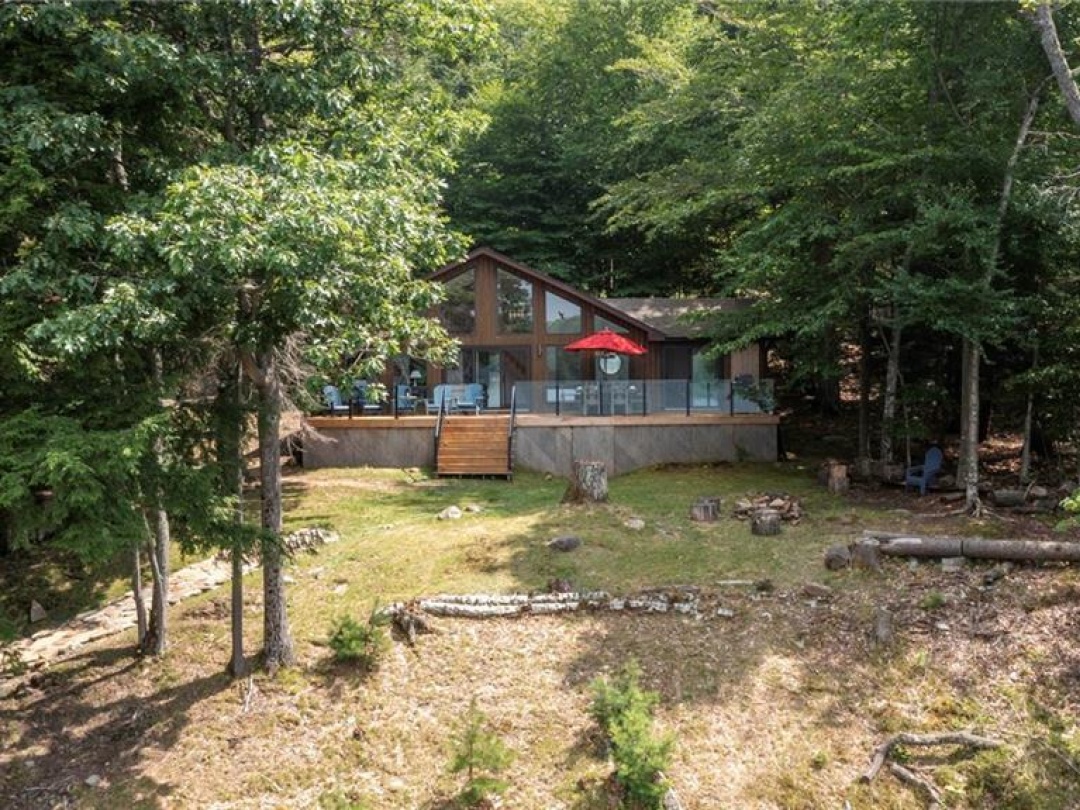 180 Bigwin Island, Lake Of Bays