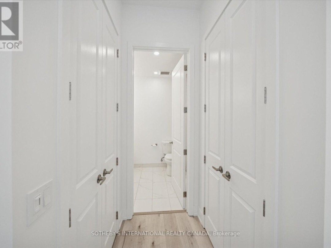 PENTHOUSE 1 - 19A WEST STREET N, 