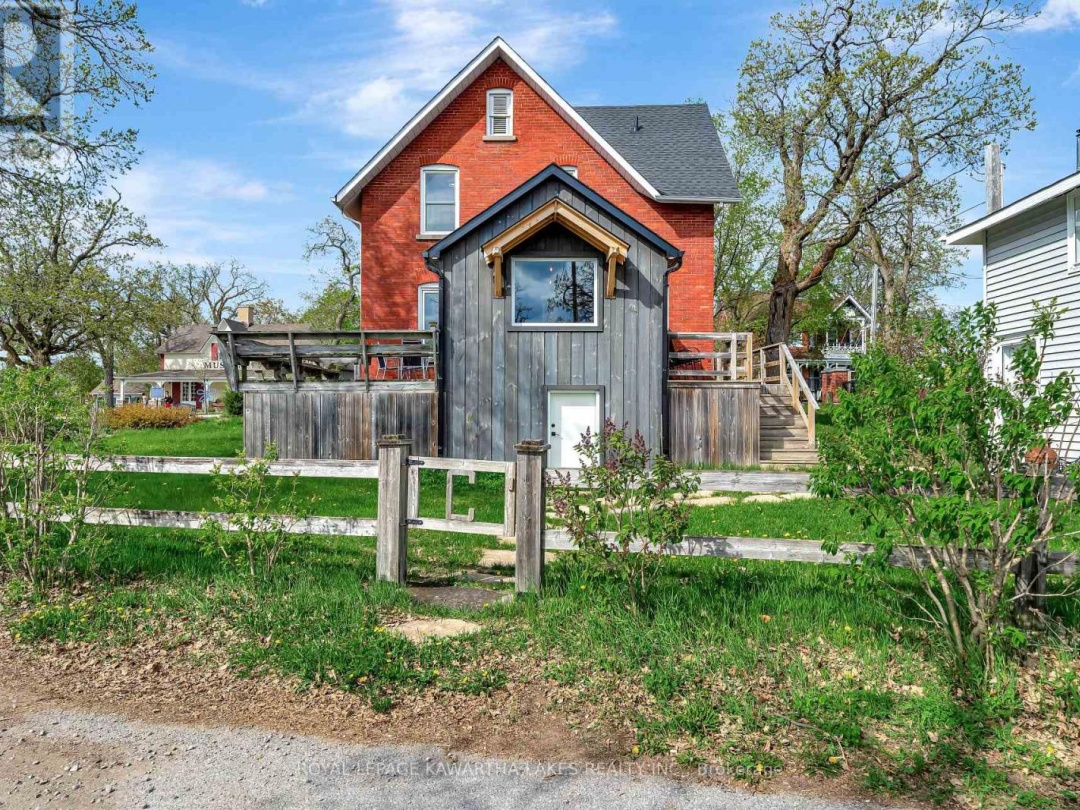 45 OAK STREET, Cameron Lake