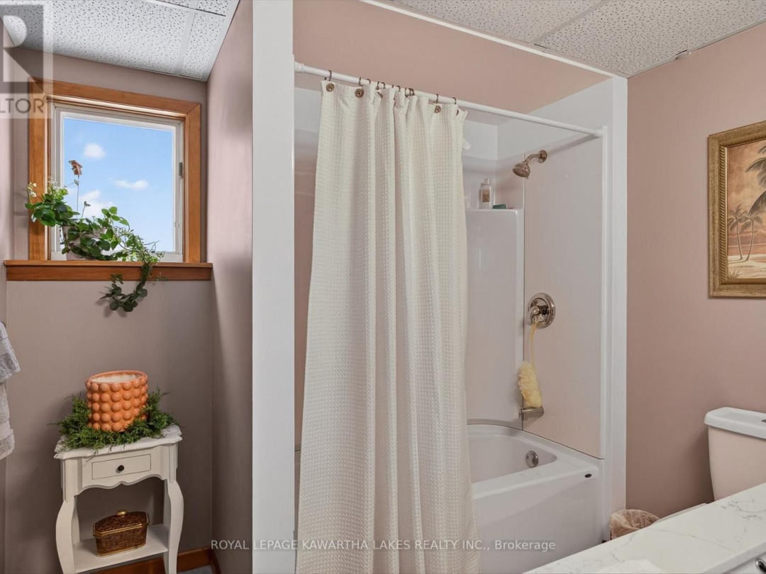 20 CEDARTREE LANE, Kawartha Lakes (Bobcaygeon)