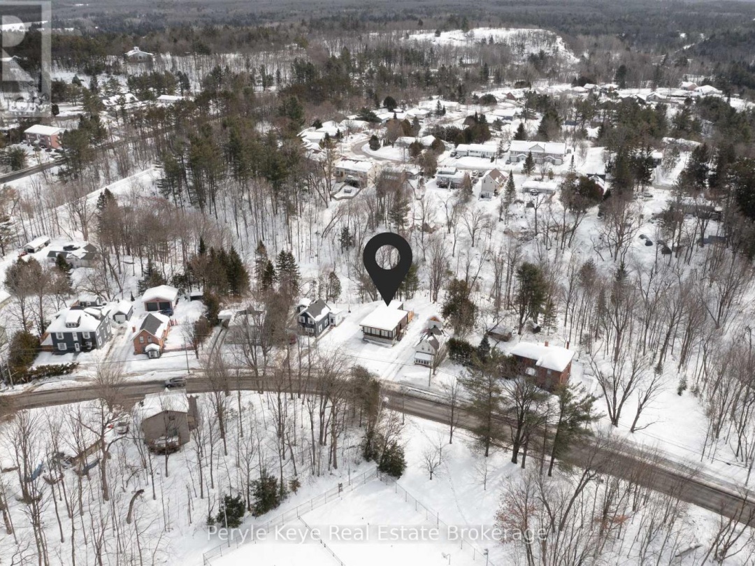 144 SHIER STREET, Bracebridge (Macaulay)