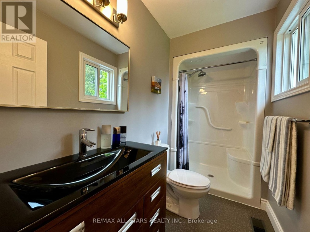 243 WEST STREET, Kawartha Lakes (Bobcaygeon)