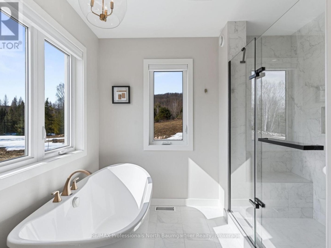 4318 GLAMORGAN ROAD, Haas Lake