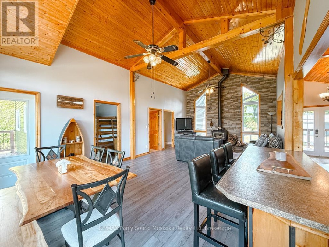 127 BURNETTS ROAD, Manitouwabing Lake