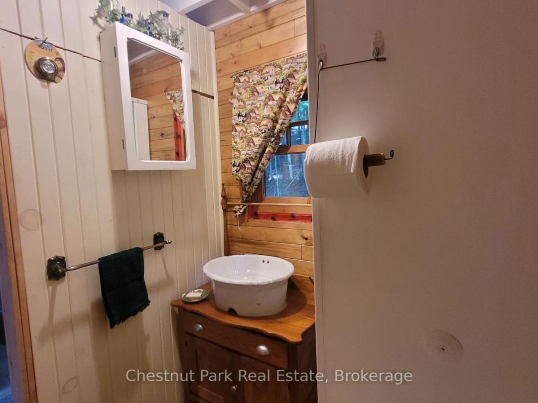 1060 BAKER SIDE ROAD, Bracebridge (Macaulay)