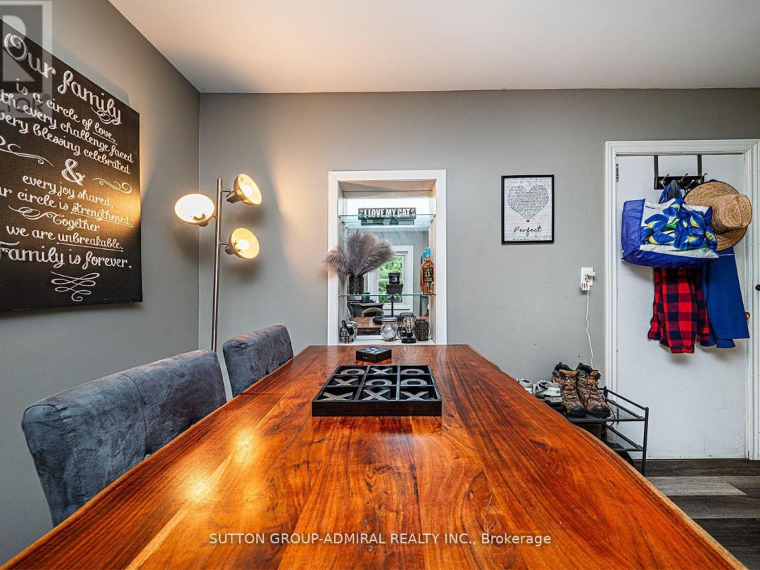 1662 PENLEY ROAD, 