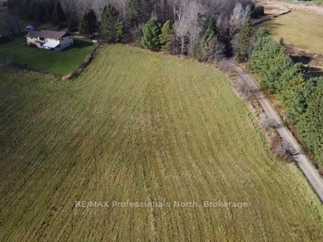 1088 NORTH MARY LAKE ROAD, North Branch Muskoka Lake