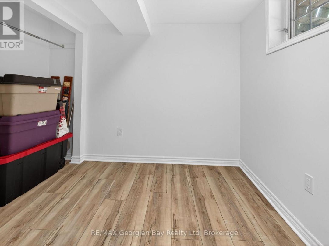 919 EIGHTH AVENUE, Tay (Port McNicoll)