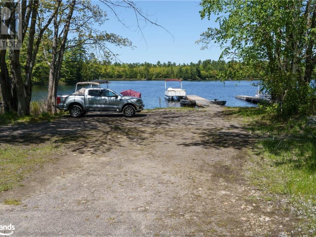 22 Mile Island, Morrison Lake