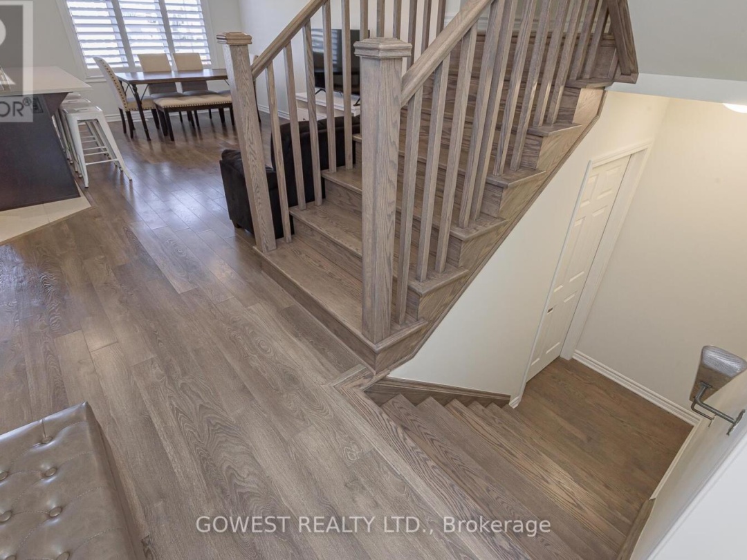 45 STOTHER CRESCENT, Bracebridge (Macaulay)