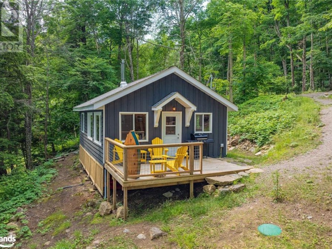 1453 Tock Lane, Otter Lake