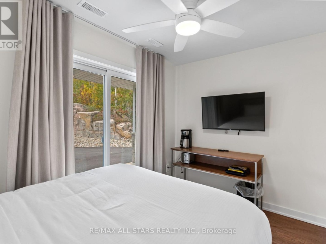 31 - 1869 MUSKOKA ROAD 118, 