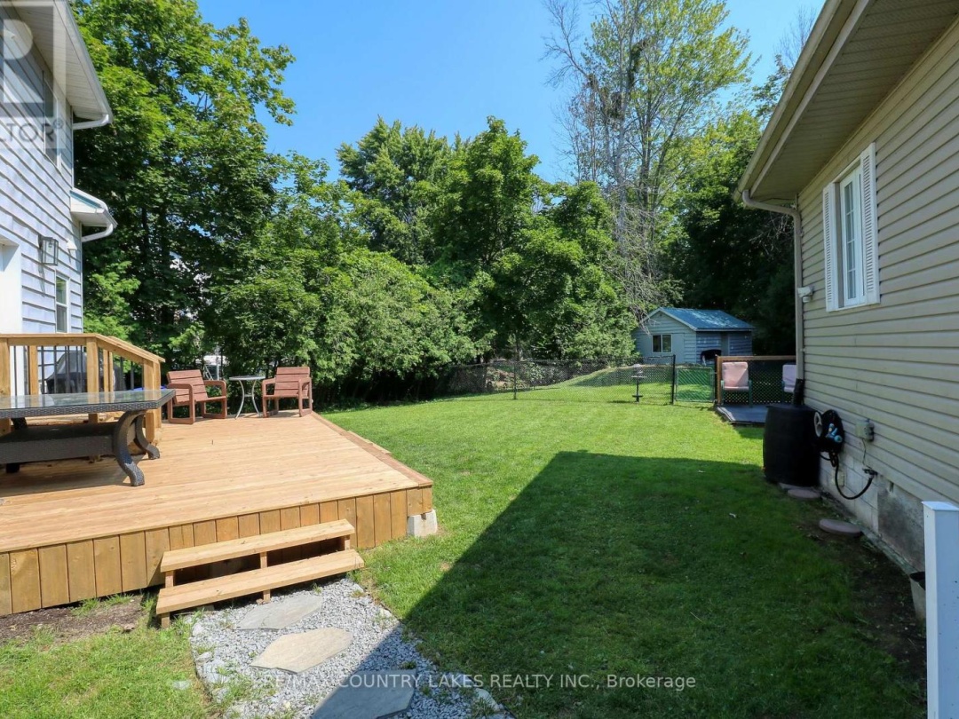 104 THE STEPS ROAD, 