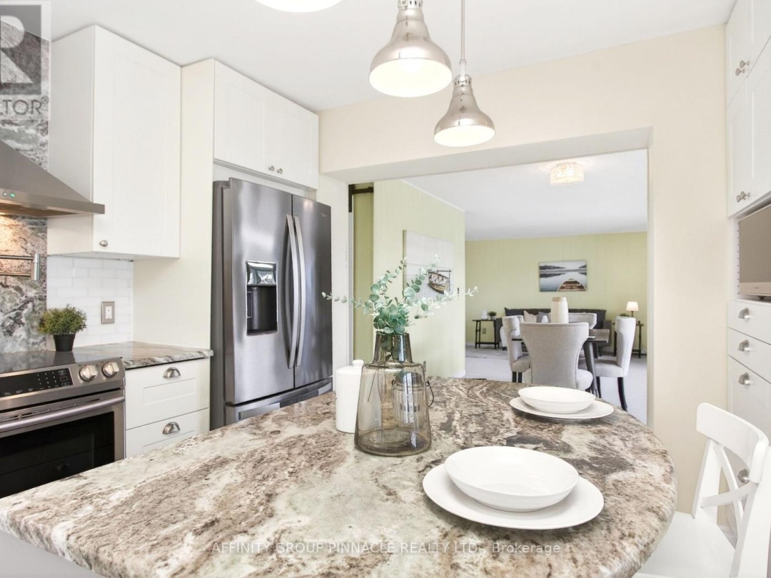 14 ORIOLE ROAD, Cameron Lake