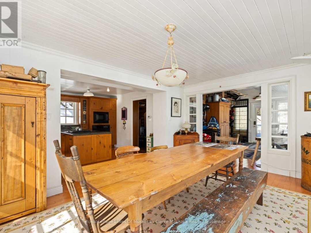 250 CLEAR LAKE ROAD, Lake Joseph
