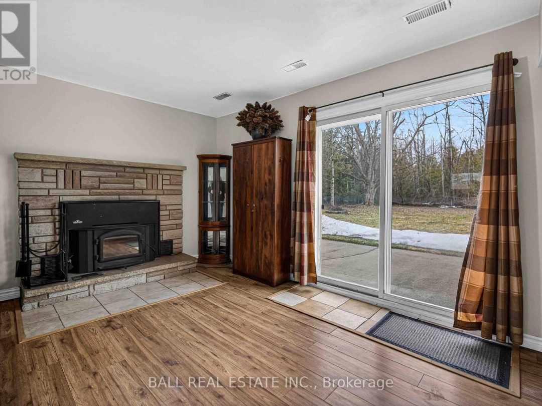 166 VICTORIA DRIVE, Sturgeon Lake