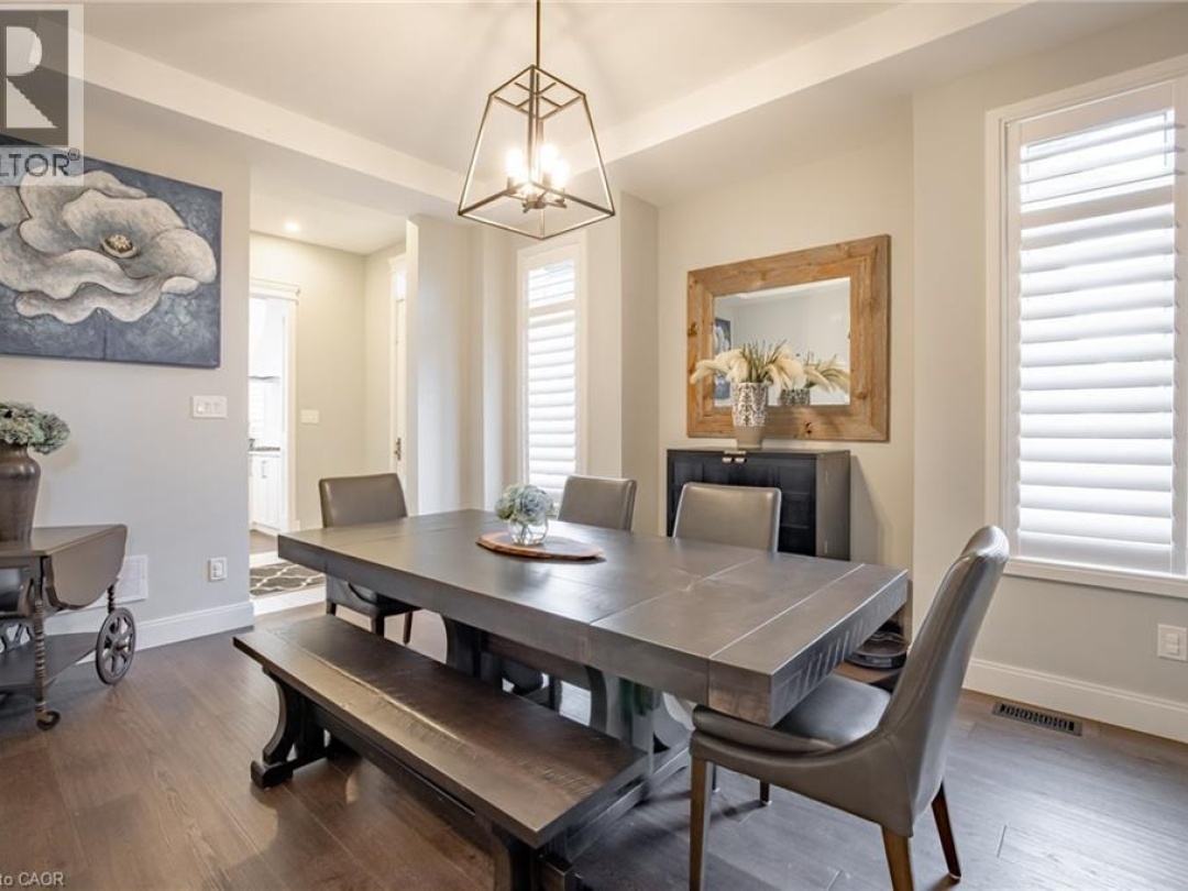 4 LOCKMAN Drive, Ancaster