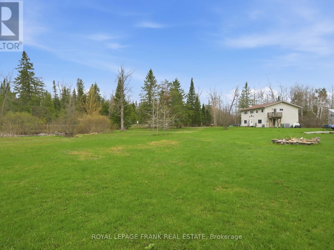 879 LINDEN VALLEY ROAD, Kawartha Lakes (Mariposa)