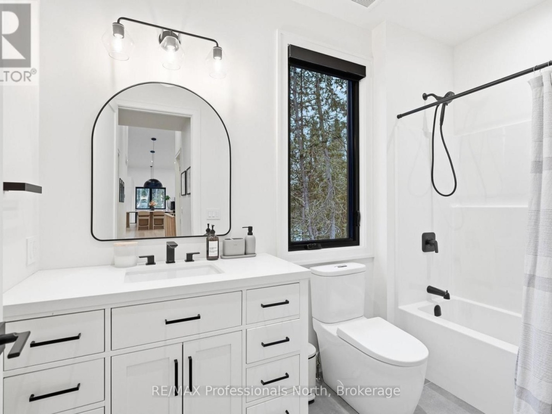 1192 HIGH FALLS ROAD, Muskoka River